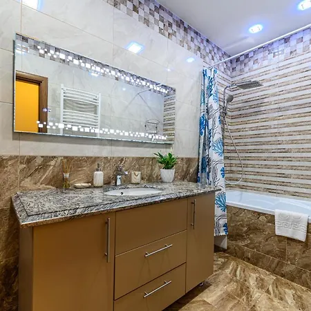 Apartment Jad - Comfortable - 3 Isaran Coresi Brasov