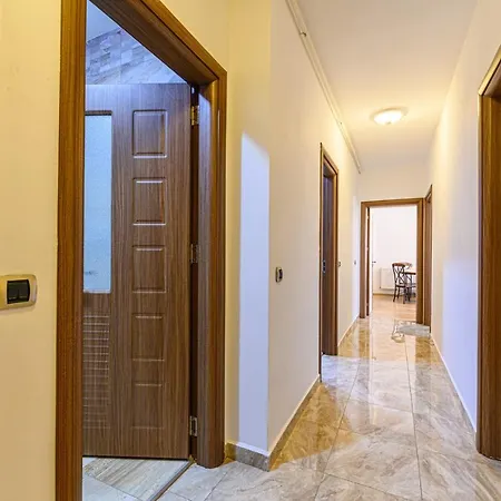 Apartment Jad - Comfortable - 3 Isaran Coresi *