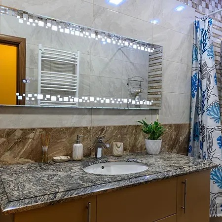 Jad - Comfortable - 3 Isaran Coresi Apartment Brasov